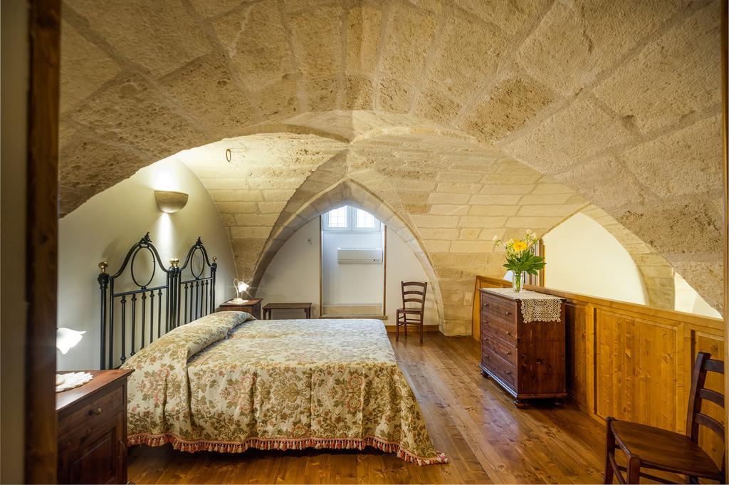 Tre Volte Belle Apartment การ์ปิญาโน ซาเลนติโน ภายนอก รูปภาพ